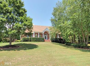 212 Valley Way, Hampton, GA 30228