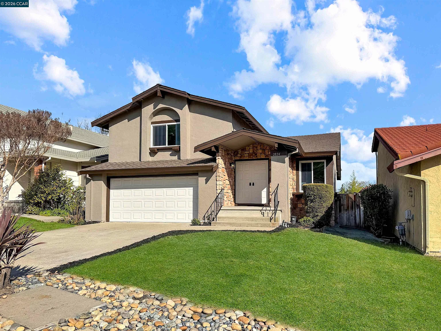 2824 Sombrero Cir photo 1