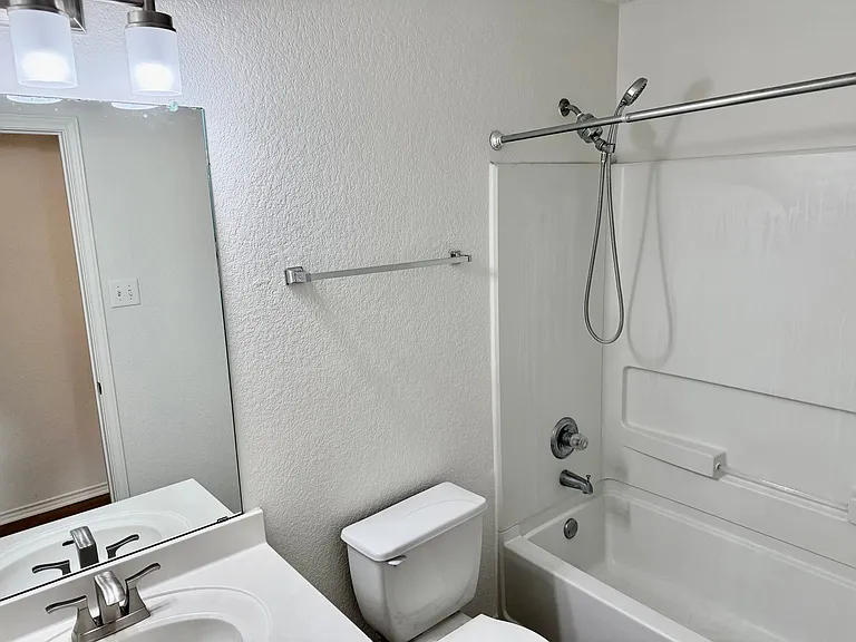 240 New Country Rd — Photo 14