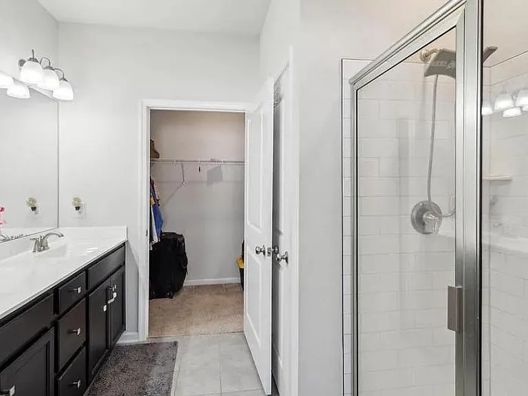 5 Roberta Way — Photo 13