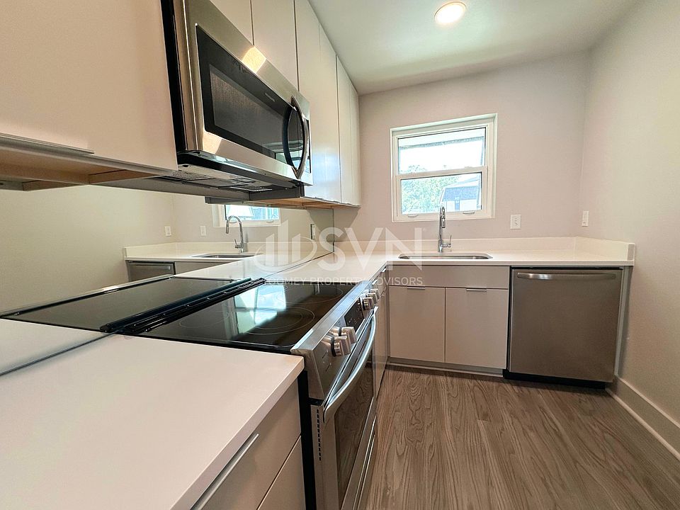 1st image of 3655 Old Shell Rd APT 425