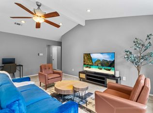 9731 Appleridge Dr, Houston, TX 77070