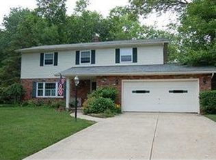 37655 Fox Run Dr, Solon, OH 44139