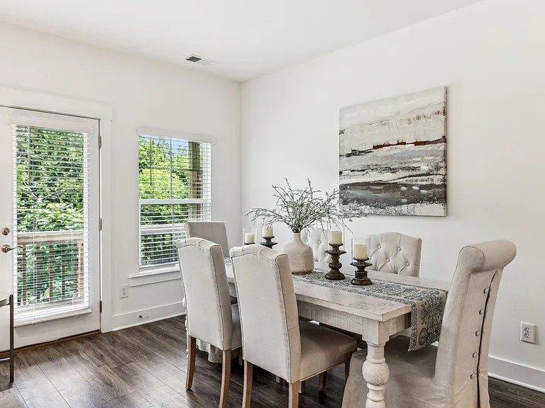 1056 Sweetleaf Dr — Photo 33