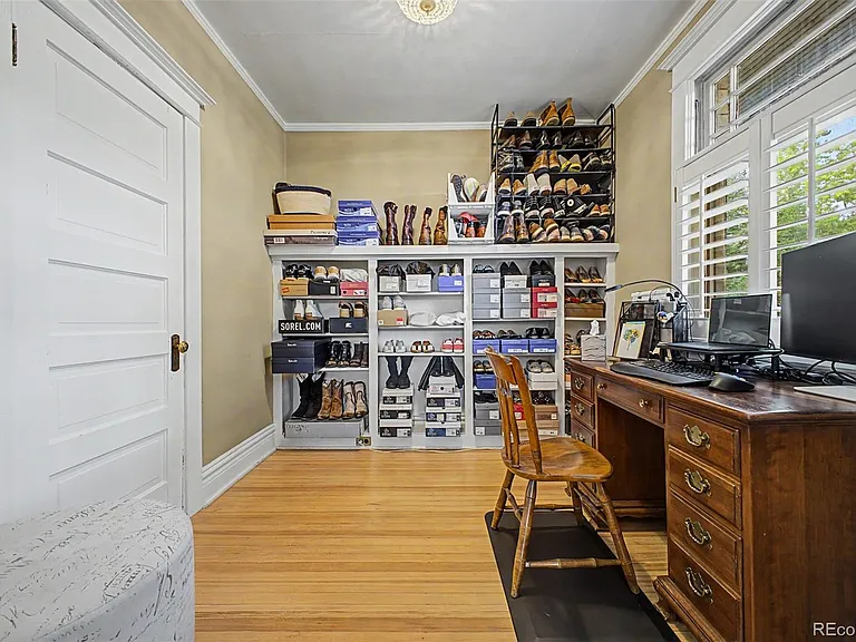 615 N Emerson St — Photo 30