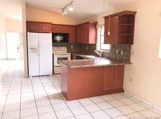 2675 W 72nd St, Hialeah, FL 33016