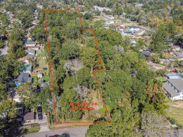 0 Adkins St, Conroe, TX 77301