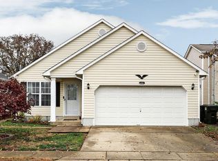 2505 Hampton Ridge Blvd, Louisville, KY 40220