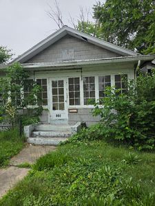 801 Maple St, Zeigler, IL, 62999