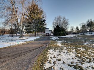 390 Curve Rd, Delaware, OH 43015