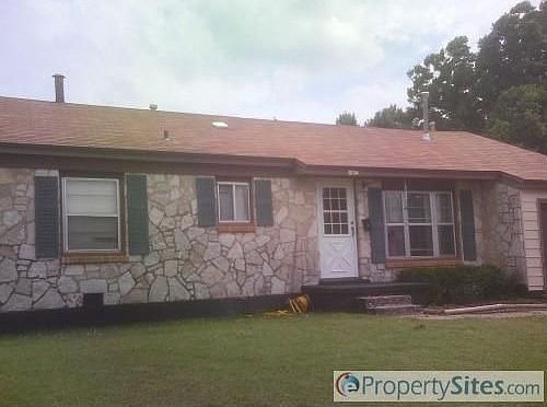 1st image of 3724 SE 23rd St