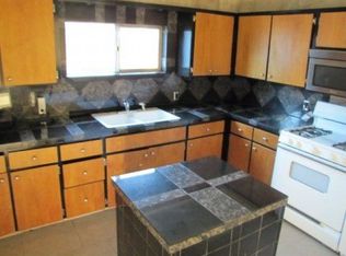 811 Magnolia St, Oregon City, OR 97045