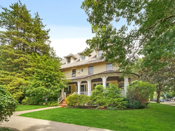 209 Argyle Road image 1 of 34