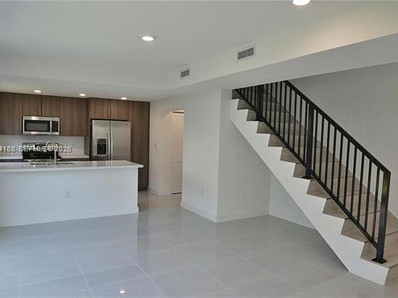 3rd image of 1179 NW 1st St #1179