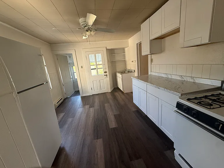 1210-1212 N Rebecca Ave #3 — Photo 4