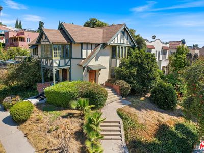 1900 N Normandie Ave, Los Angeles, CA, 90027