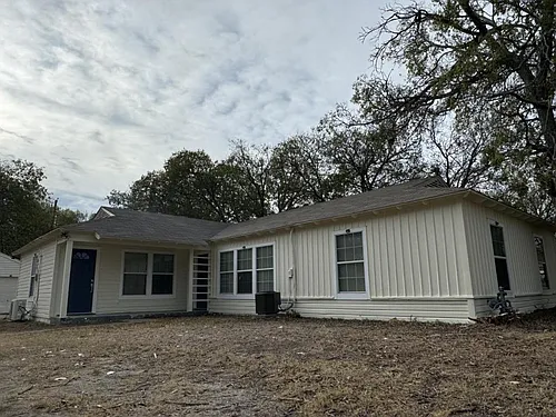 724 Carrie Ave Photo 1