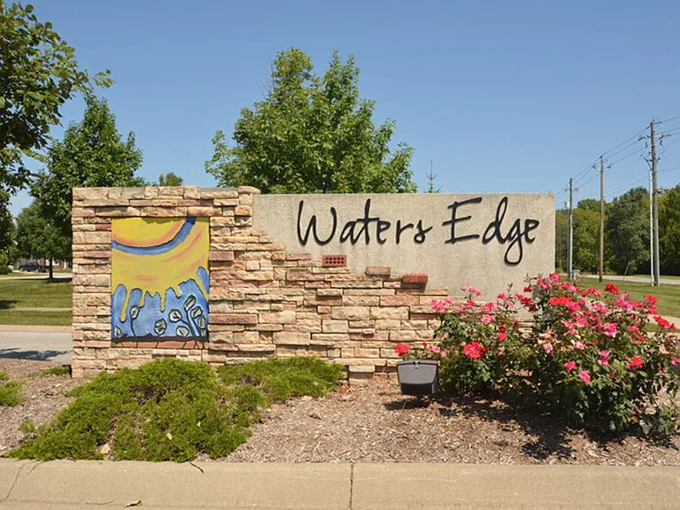 5660 Grassy Bank Dr — Photo 26