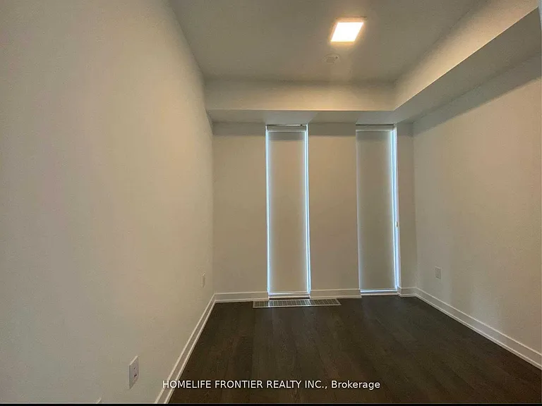 50 McCaul St #1005 — Photo 2