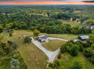 160 NE County Line Rd, Sadieville, KY 40370