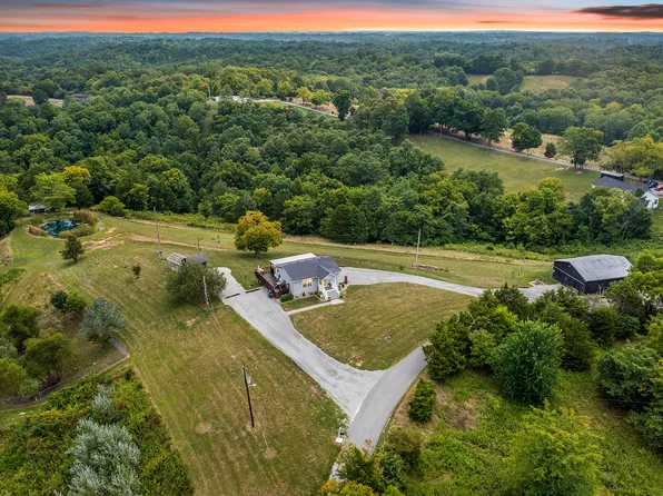 160 NE County Line Rd, Sadieville, KY 40370