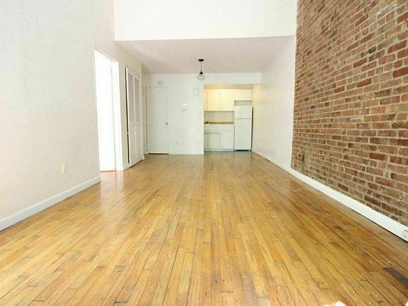 3rd image of 151 W 78th St APT 2D