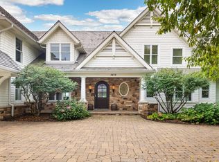 3672 Landings Dr, Excelsior, MN 55331
