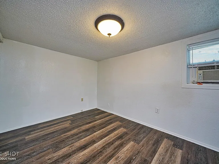 1234 S Crockett Dr — Photo 21
