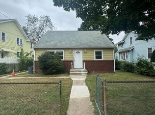 104 Parkway Ave, Ewing, NJ 08618