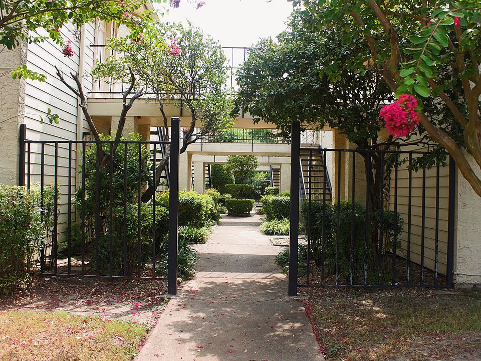 1st image of 10075 Westpark Dr APT 44
