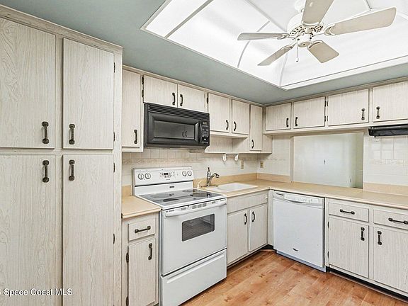 5th image of 3210 N Harbor City Blvd APT 209