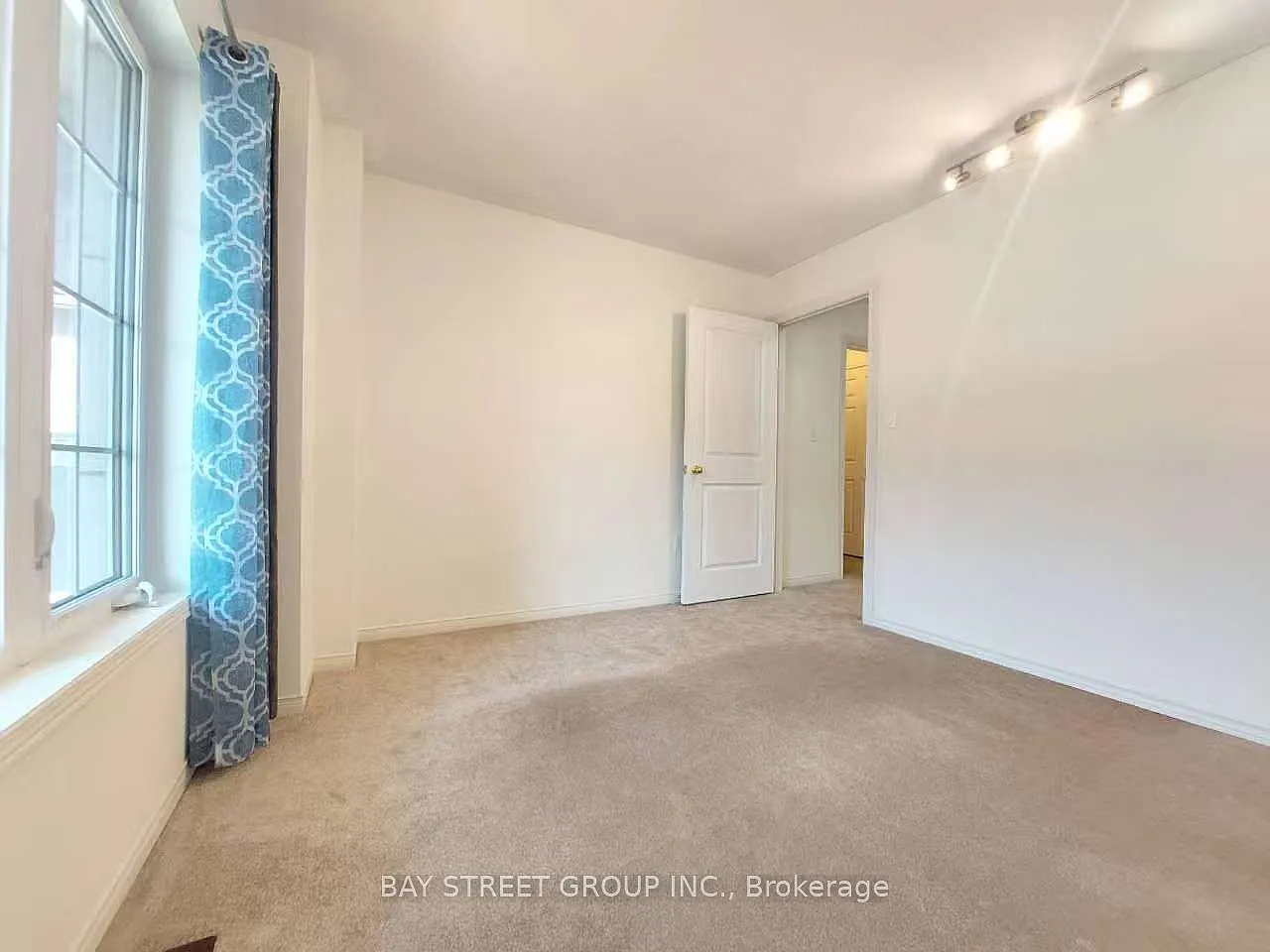 2 bed, $2,250 — Photo 4