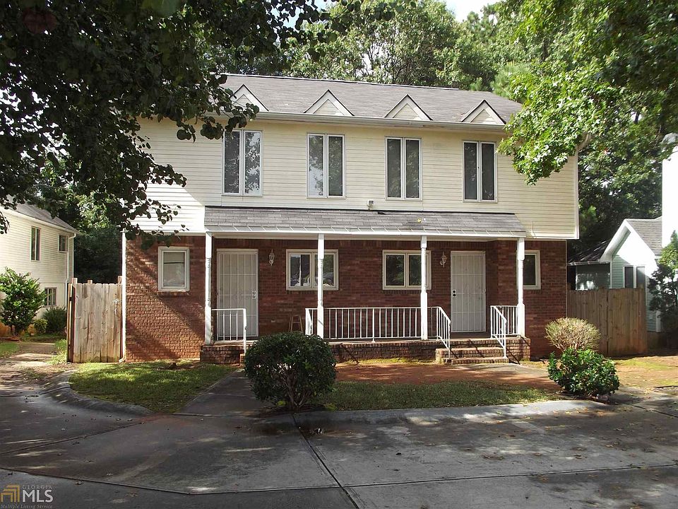 1st image of 2782 Country Ct SE