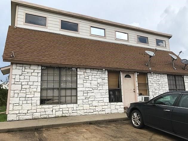 Property listing sells as part of a bundle of three triplex properties.  Please see all MLS# 73821532, 51948640, 6887773