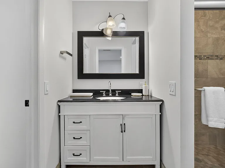 11760 Inverness Cir — Photo 16