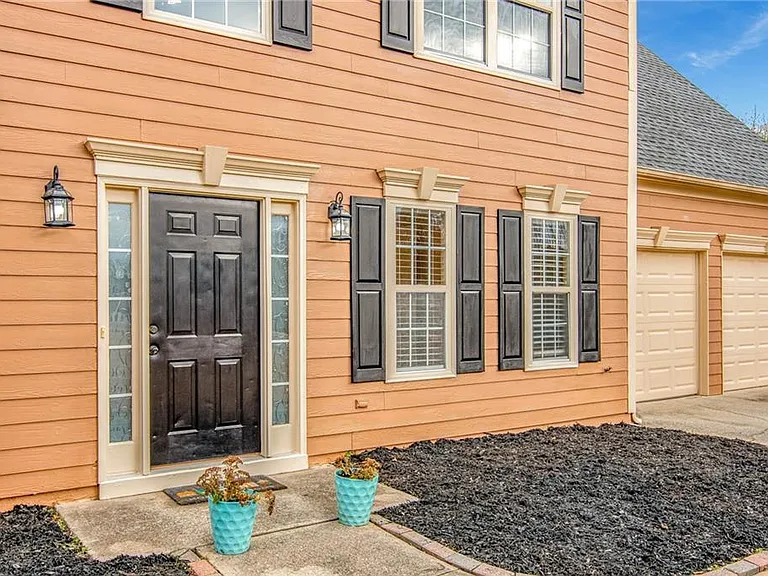 1345 Holleybrooke Dr — Photo 3