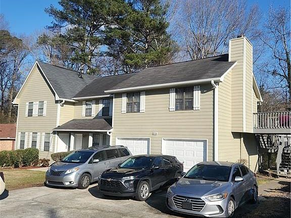 3rd image of 5936 N Castlegate Dr