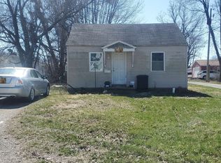 105 E Lawrence Ave, Effingham, IL 62401