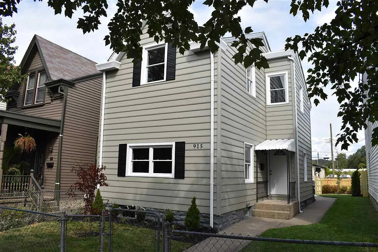 915 Park Ave photo 1