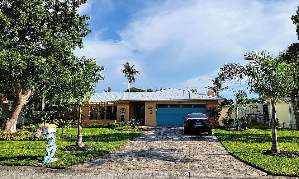 1st image of 1028 Ione Dr