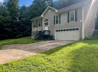 3 Lee Way, Taylors, SC 29687