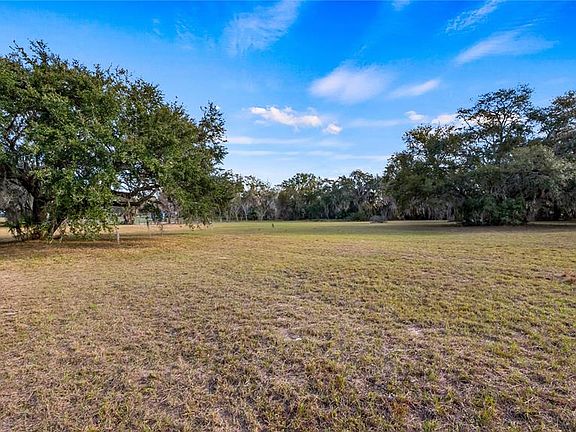 4th image of Woodlea Rd