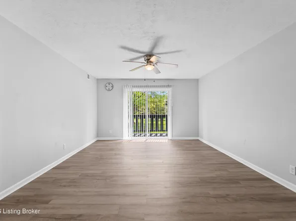 3505 Lodge Ln APT 210, Louisville, KY 40218