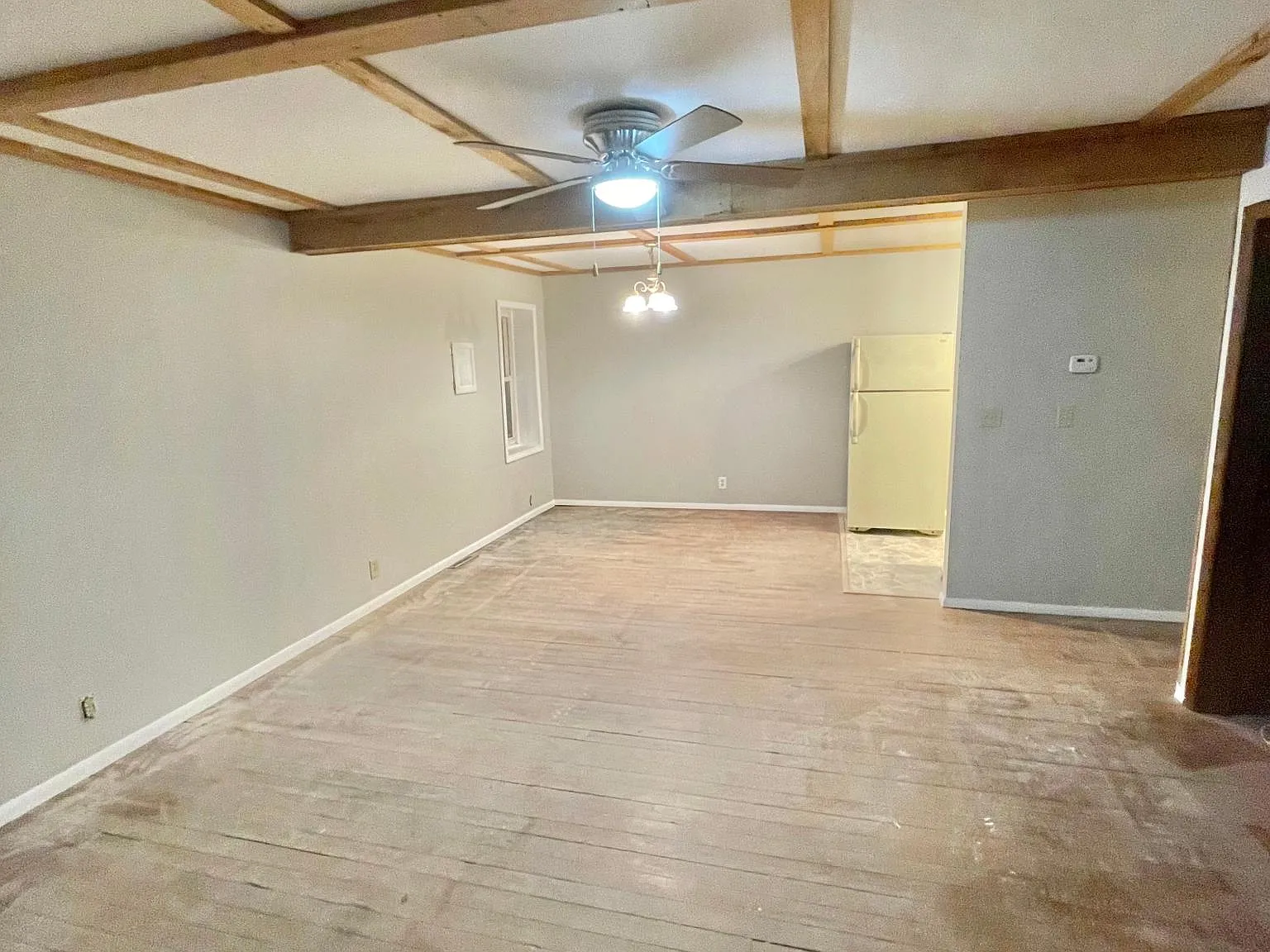 107 W Seminary St — Photo 3