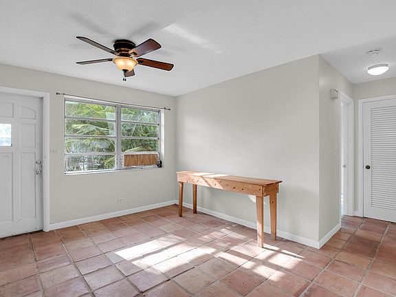 5th image of 2661 Yellowtail Dr