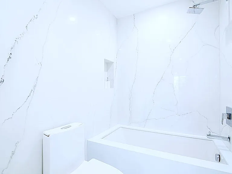 11645 Montana Ave — Photo 24