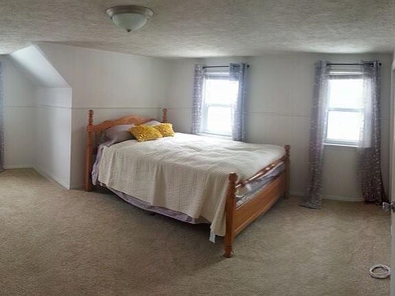 Upstairs bedroom