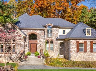 2604 Canterwood, Highland, MI