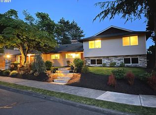 1405 Killarney Dr, West Linn, OR 97068