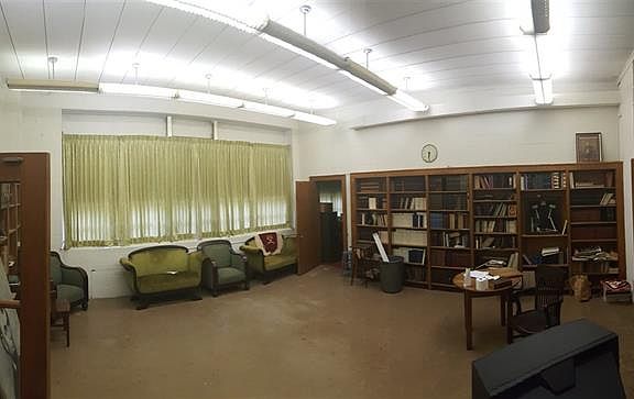 5th image of 2527 Helena Ave